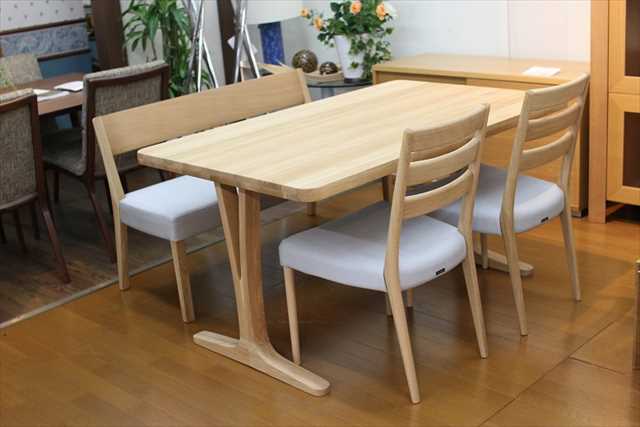 ダイニングセット テーブル DU48 ベンチ CT61 チェア CU47シリーズ カリモク家具 ｜ 大阪茨木で家具ならカリモク家具・フランス